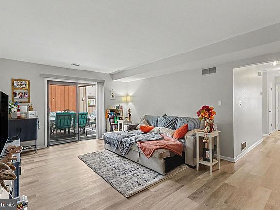 5th image of 223 Lee Ct