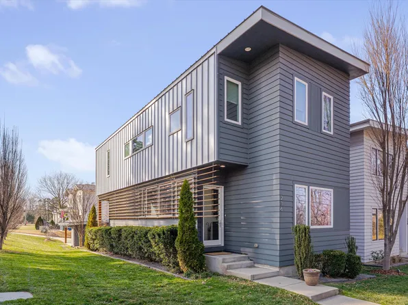 236 Powell Dr, Raleigh, NC 27606