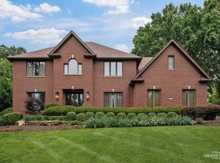 1033 Forest Trl, Sugar Grove, IL 60554