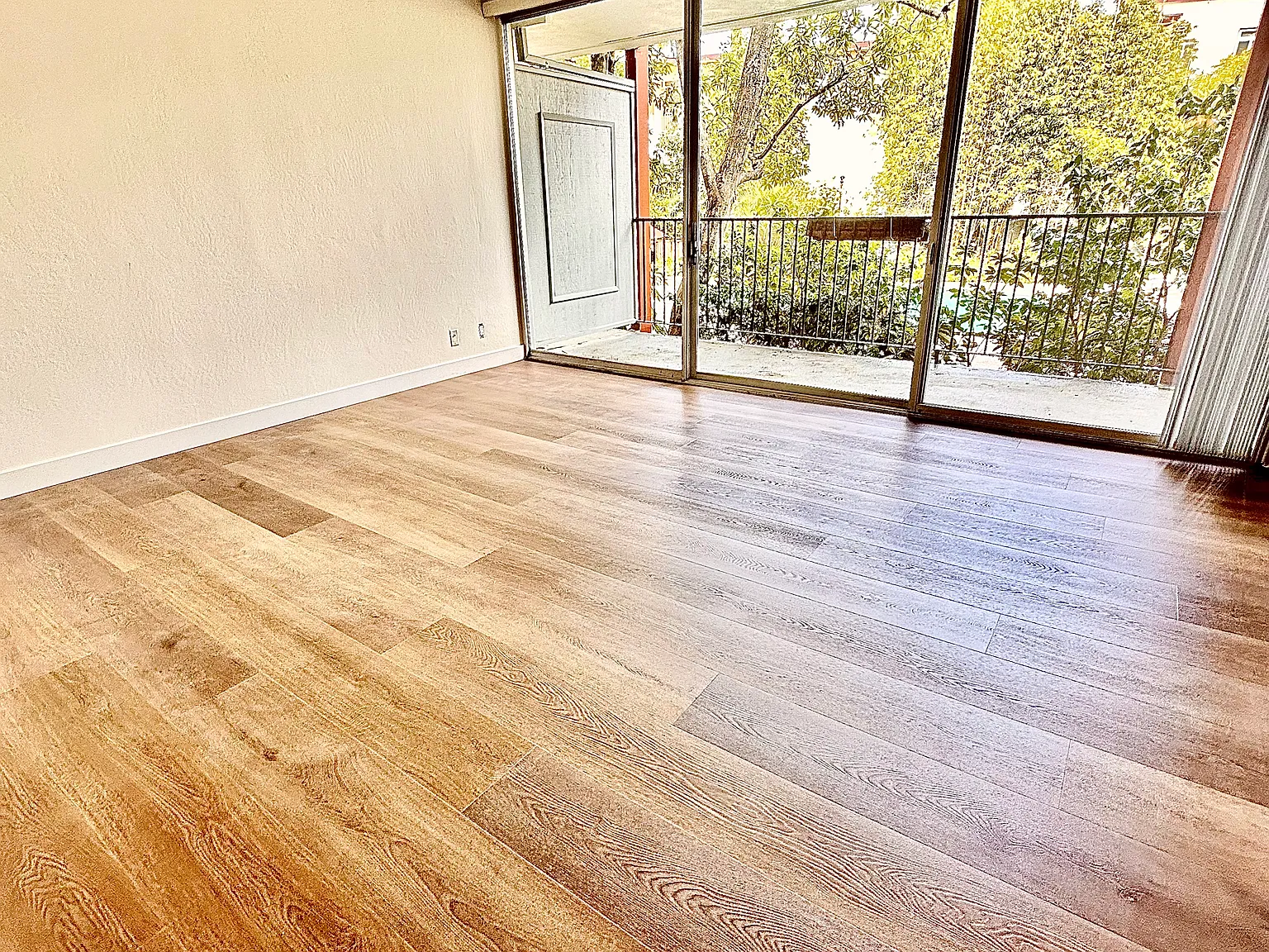 Two Clark Drive Apartments — Photo 2