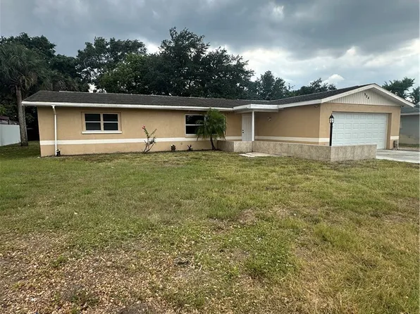 904 Leeland Heights Blvd E, Lehigh Acres, FL 33936