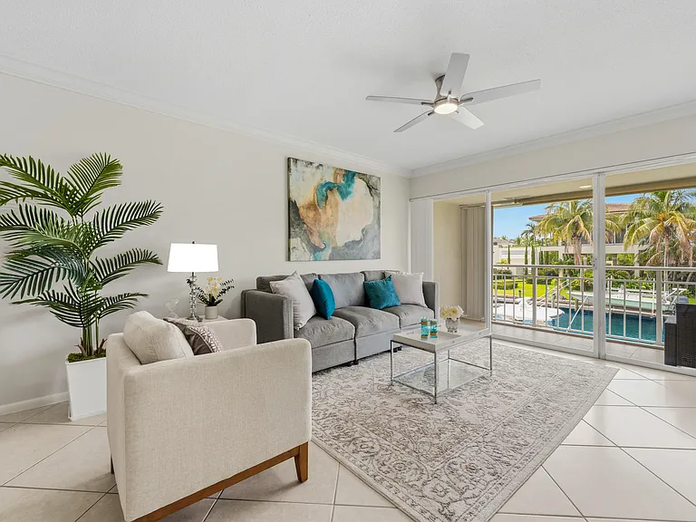 68 Yacht Club Dr #20 — Photo 3