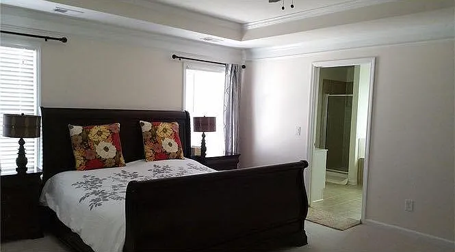 203 Water Oak Place — Photo 4
