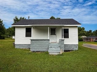 902 Freeman Rd, Neosho, MO 64850