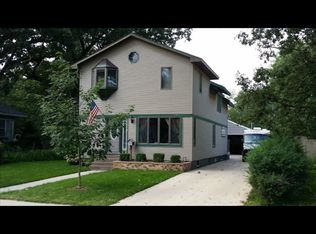 908 8th Ave NW, Austin, MN 55912