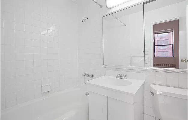 Rented by REAL New York | media 5