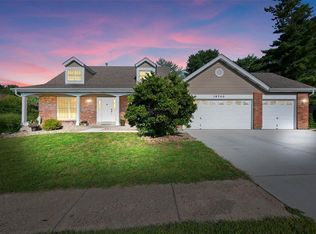 16740 Stanford Place Dr, Florissant, MO