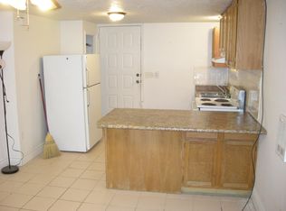 142 N 800 W APT 3, Salt Lake City, UT 84116