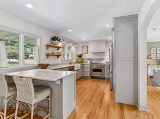 15803 Holdridge Rd E, Wayzata, MN 55391