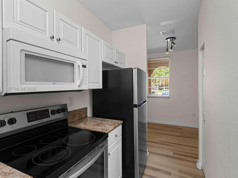 9343 SW 227th St #5-21 — Photo 5