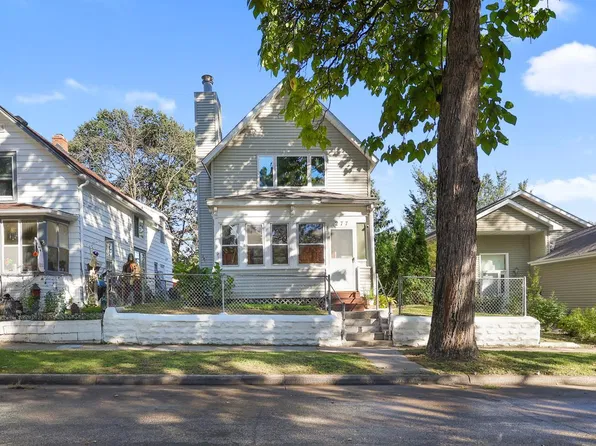 277 Morton St E, Saint Paul, MN 55107