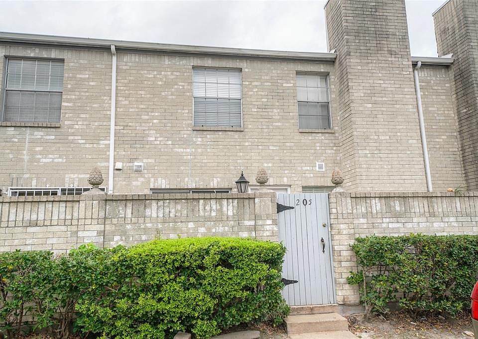 1st image of 7400 Bellerive Dr APT 205