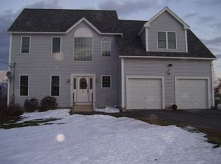 186 Ramshorn Rd, Dudley, MA 01571