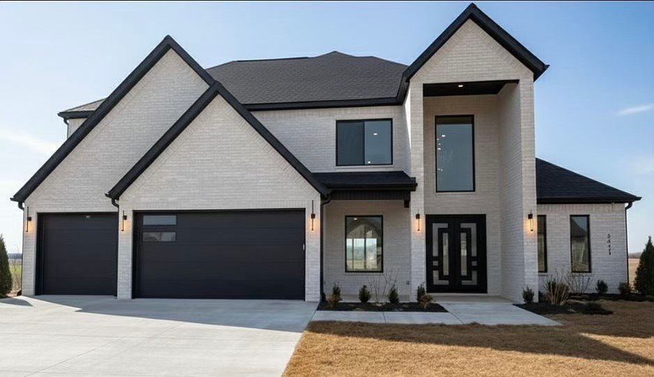 1st image of 4411 S Watercrest Dr