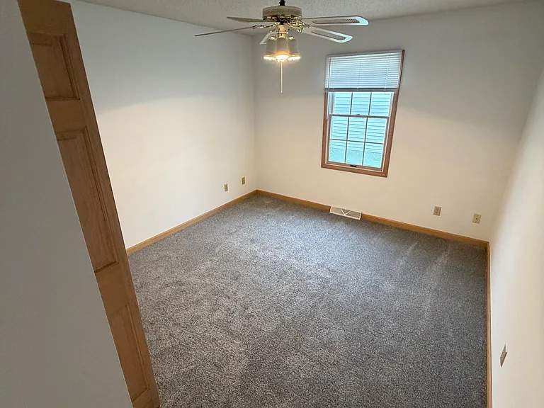3120 Cascade Dr — Photo 9