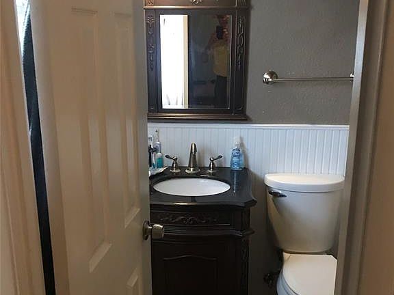 5th image of 4613 Darla Dr