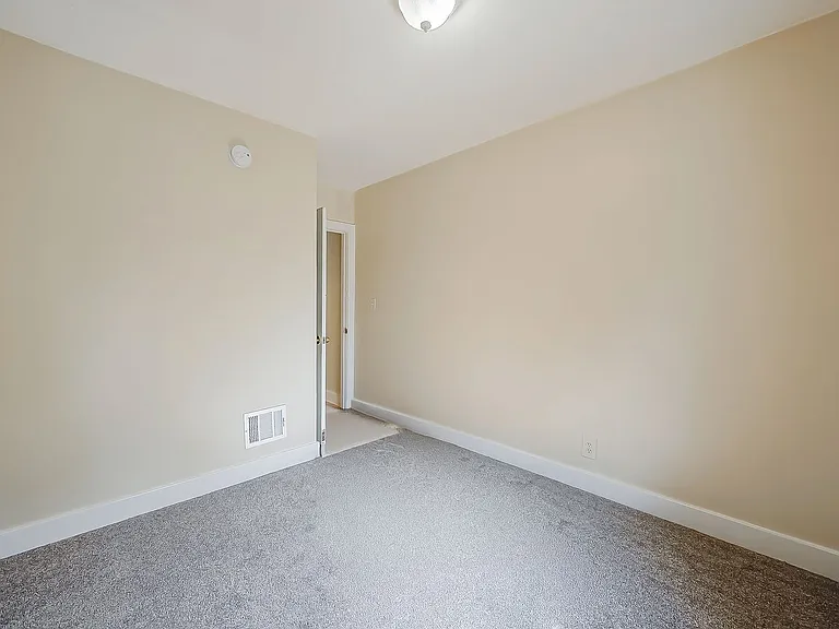 358 S Marshall St — Photo 15