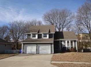 12208 S Blackfoot Dr, Olathe, KS 66062