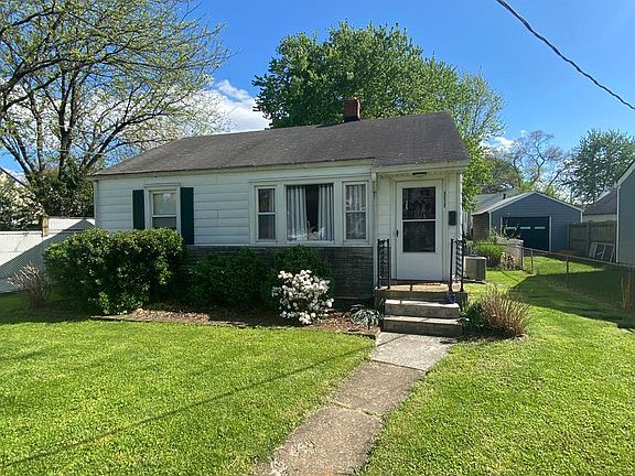 3rd image of 2305 Greenway Ave