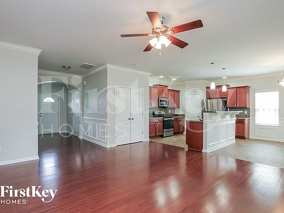3rd image of 116 Ashmore Dr