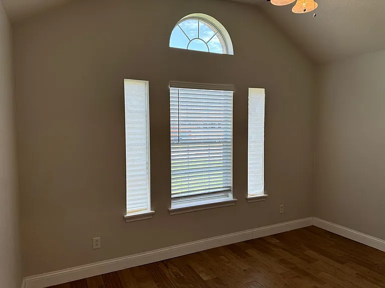 4925 Many Waters Dr — Photo 14