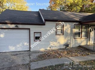 2332 SE Kentucky Ave, Topeka, KS 66605