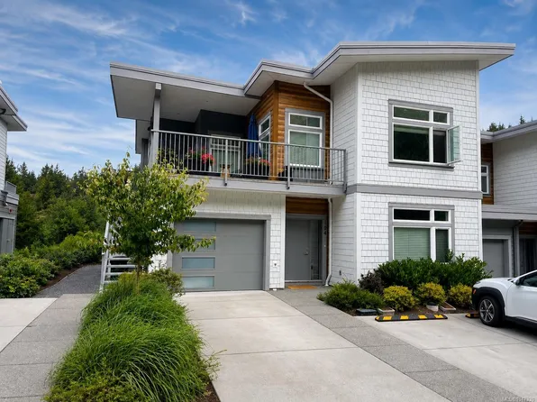 5594 Linley Valley Dr #104, Nanaimo, BC V9T 0K1