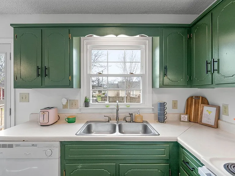 3231 Tabby Dr — Photo 26