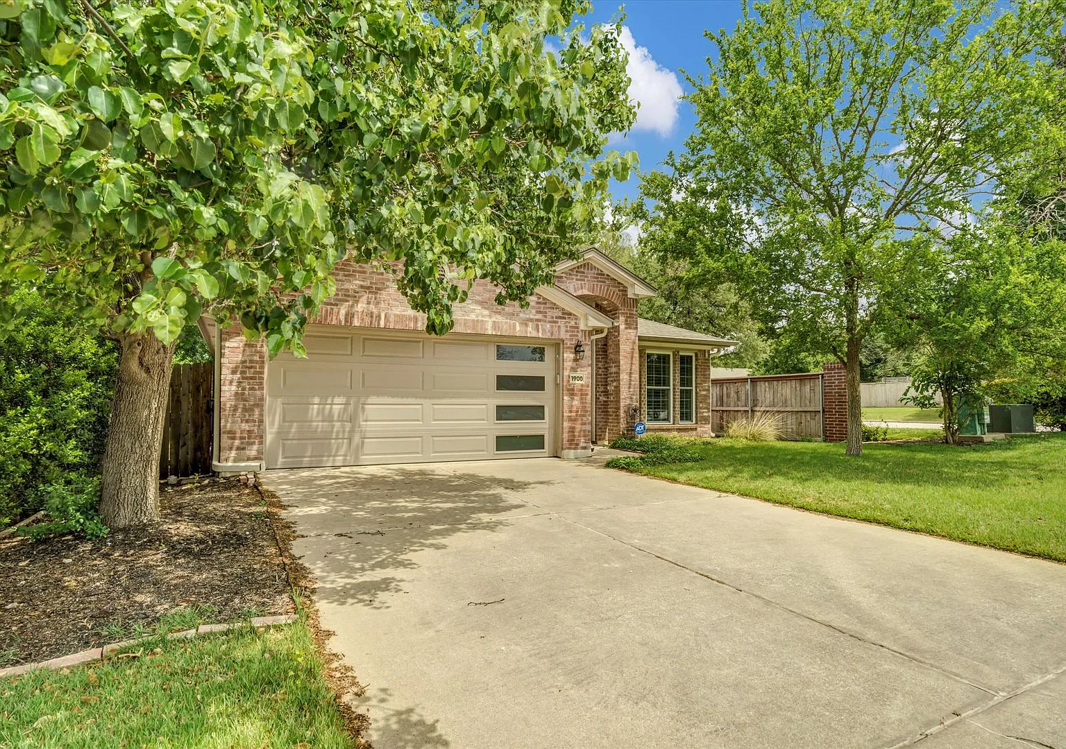 1900 Avante Dr Cedar Park, TX 78613 — Photo 2