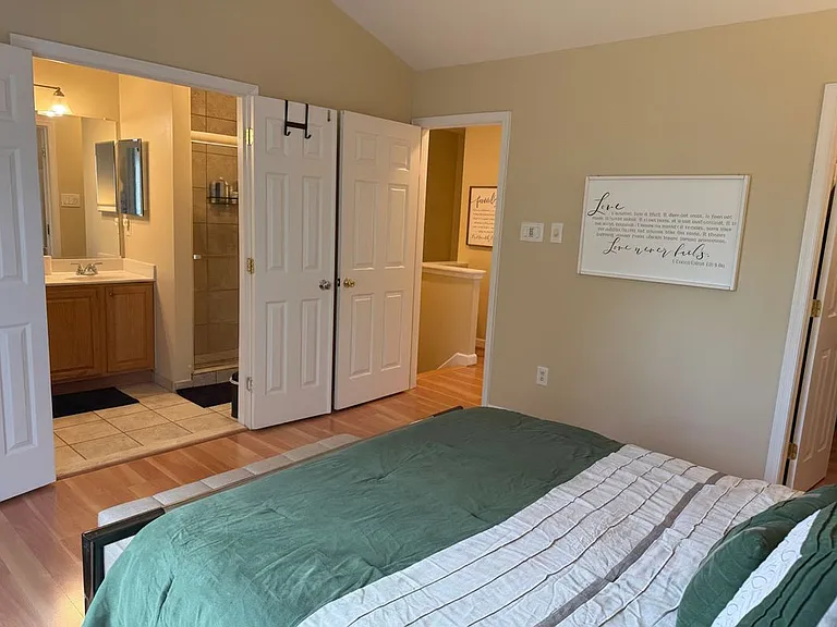 5407 Commerce Row — Photo 9