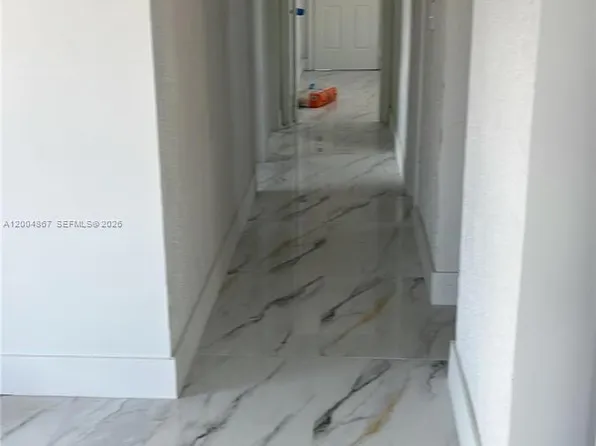 2381 NW 174th Ter, Miami Gardens, FL 33056