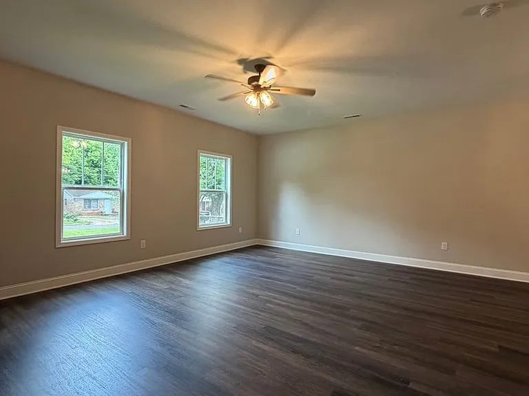 1711 Golf Club Ln — Photo 6