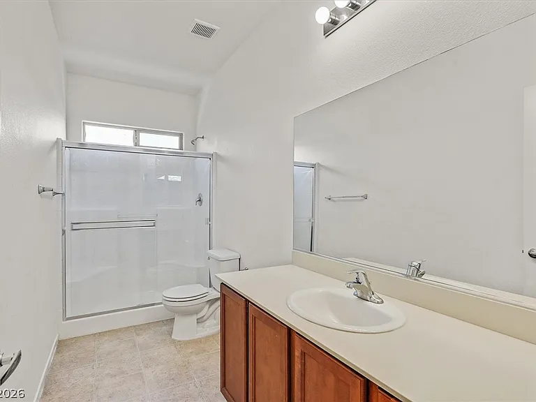 9599 Vega Carpio Ave — Photo 18