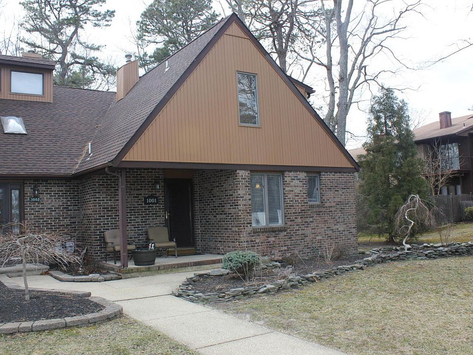 1st image of 1001 Lighthouse Ln #1F