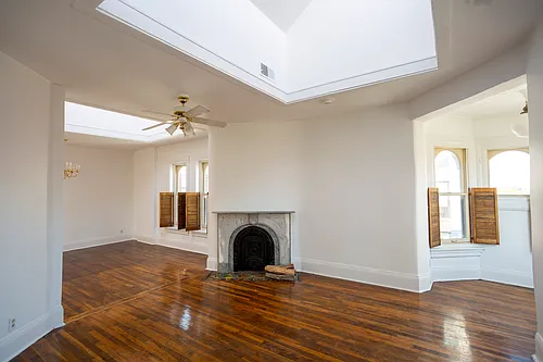 219 W North Ave #4 Photo 1