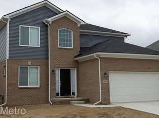34616 John Bartley Cir, Sterling Heights, MI 48310