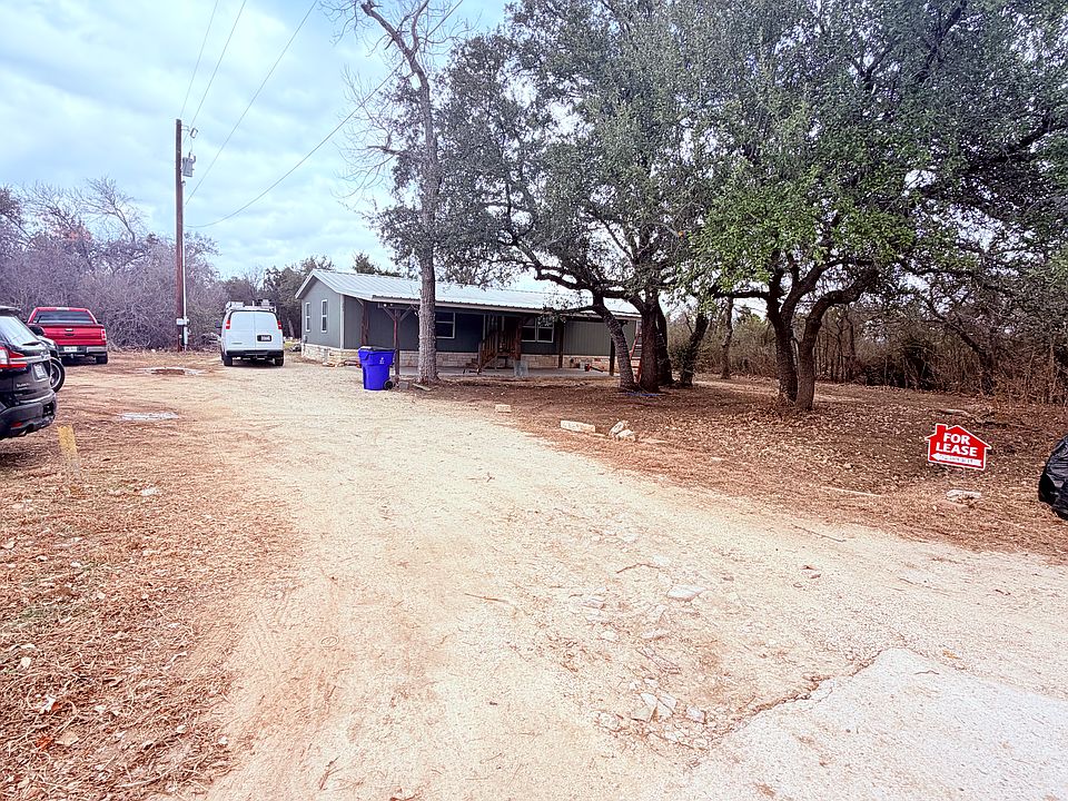 1st image of 303 Cotton Pickin Ln