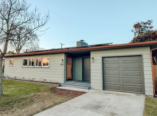 1612 W Laurel Ave, Visalia, CA 93277