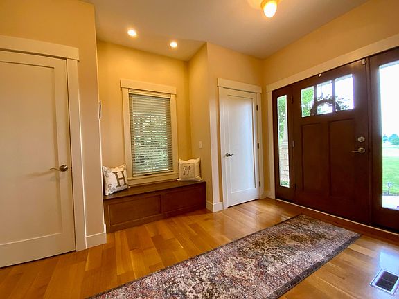 5th image of 1012 Wedgewood Dr