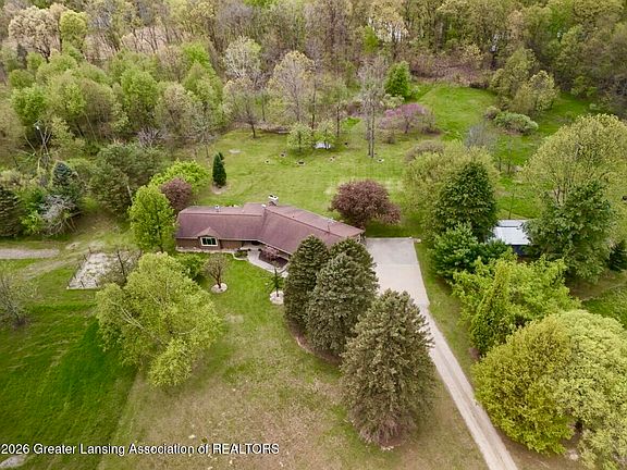 2nd image of 7117 E Cutler Rd