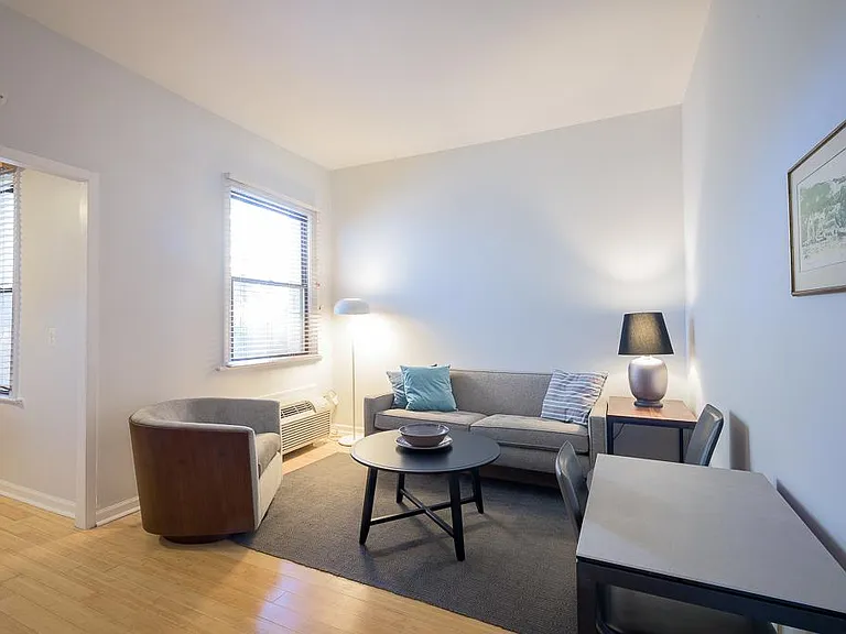 1855 15th St NW #206 — Photo 3