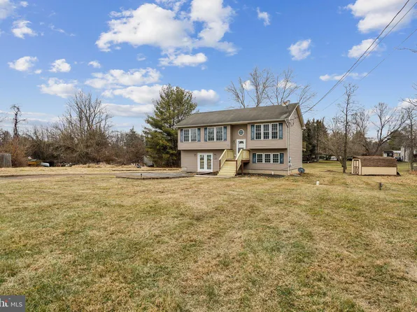 540 Youngs Dr, Front Royal, VA 22630