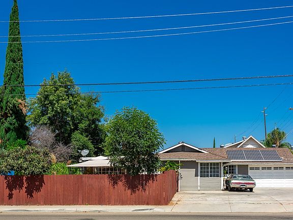 2nd image of 603 N Citrus Ave