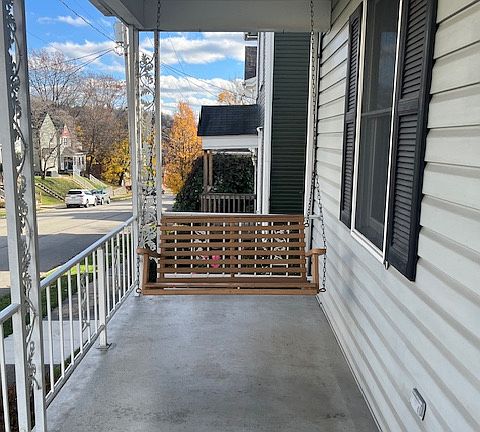2nd image of 706 Green St