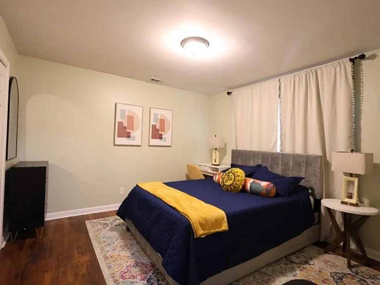 2202 Dering Cir NE #1 — Photo 16