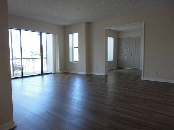 2nd image of 1012 Green Pine Boulevard #A1