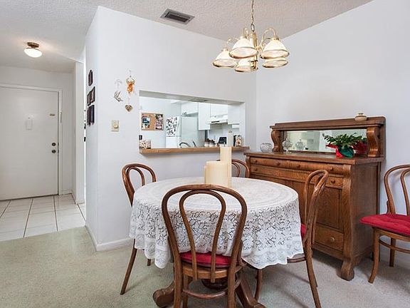 3rd image of 2700 Nebraska Ave APT 3-101