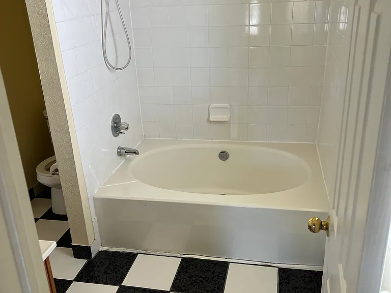 Gambel Quail Dr — Photo 3