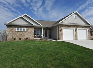 4414 Snowy Ridge Trl, Windsor, WI 53598