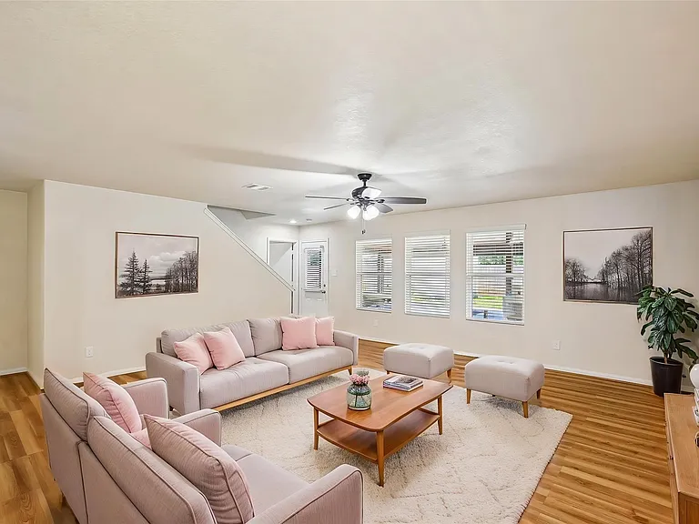 21127 Fox Orchard Ct — Photo 5